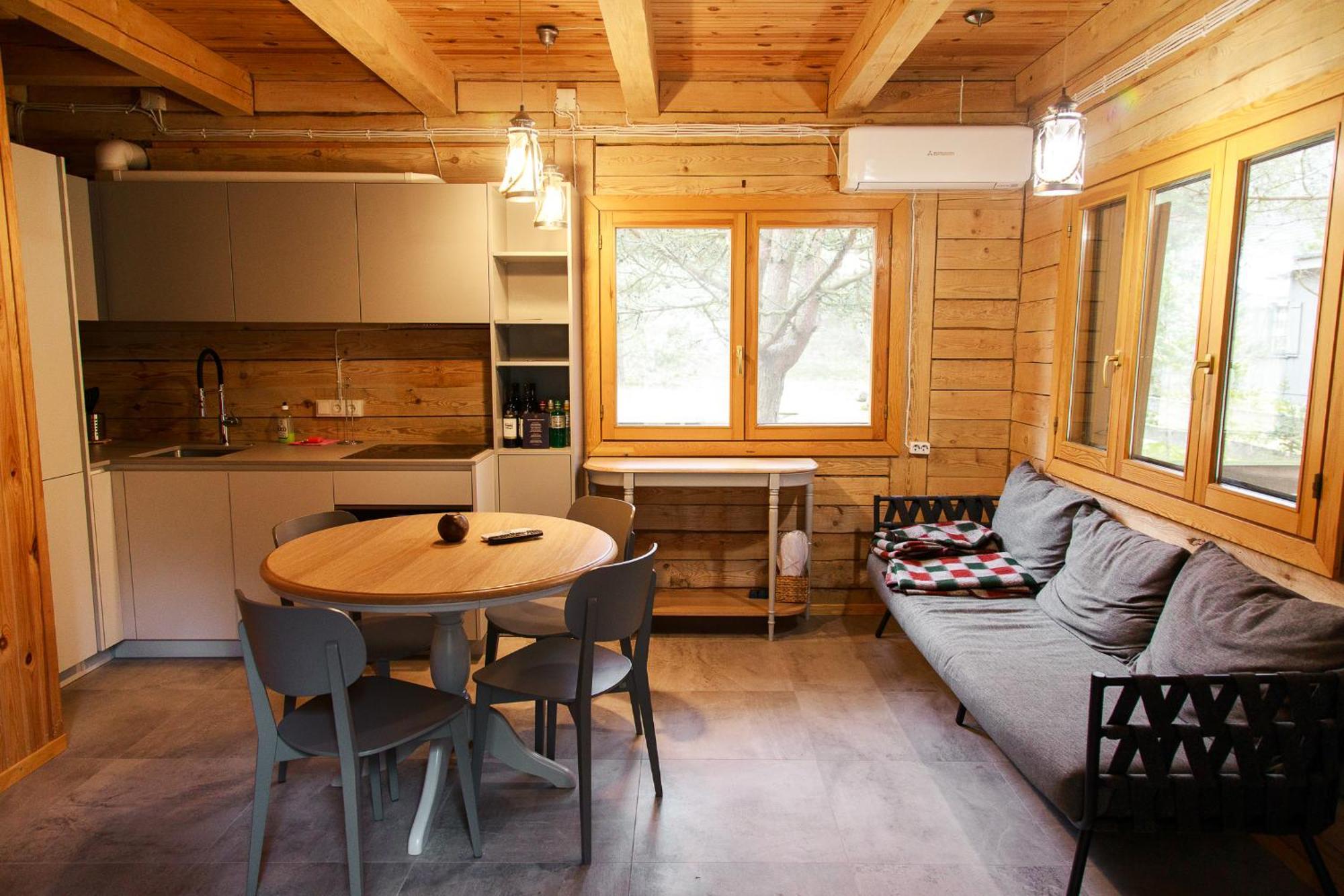 Roze Guest Houses Sklandas Бернати Экстерьер фото