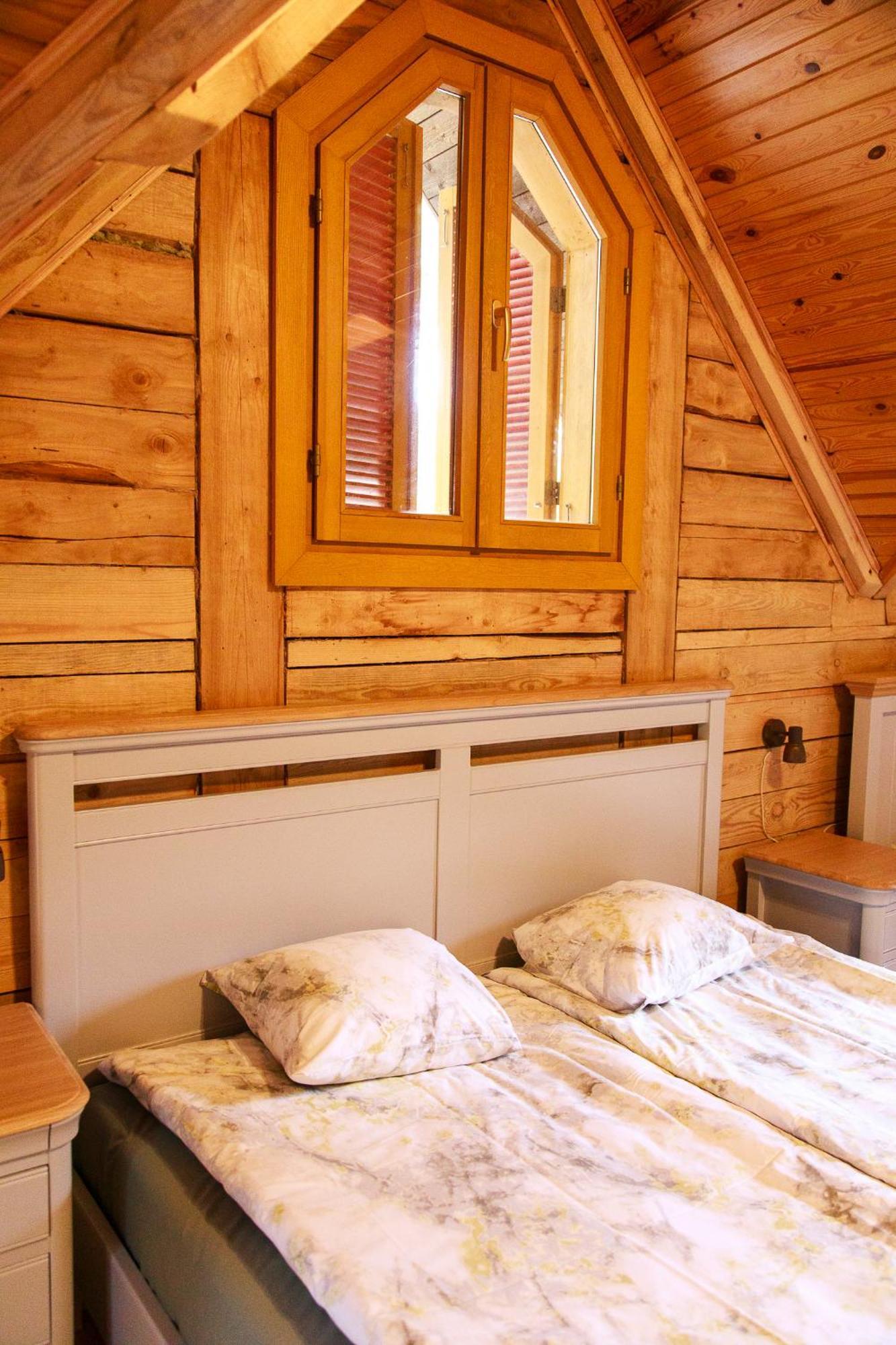 Roze Guest Houses Sklandas Бернати Экстерьер фото