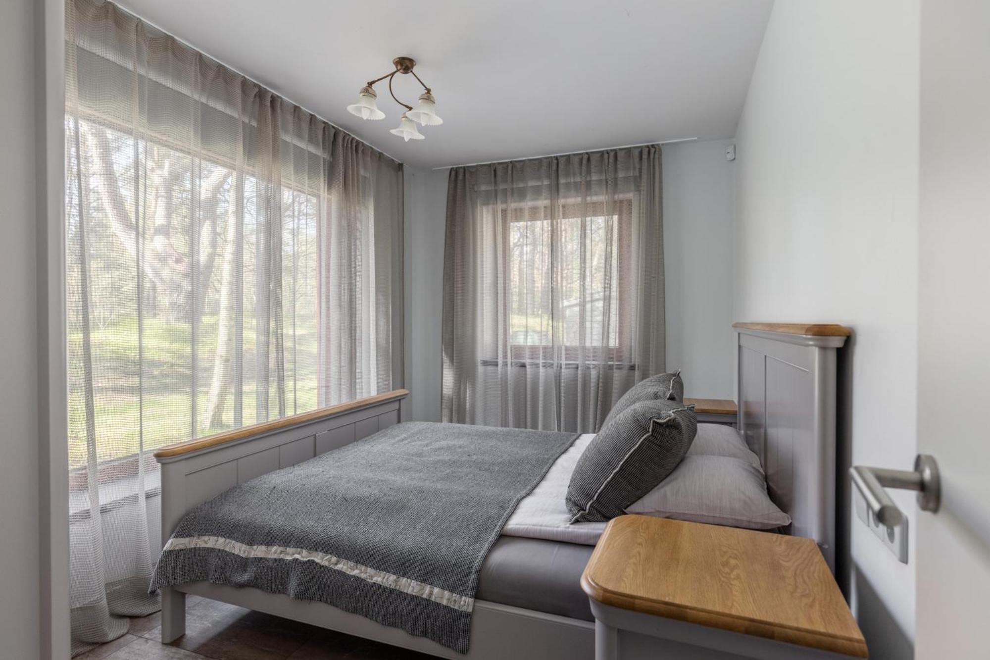 Roze Guest Houses Sklandas Бернати Экстерьер фото